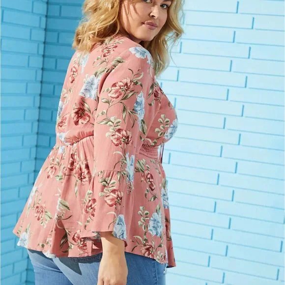 Torrid Dusty Coral Floral Crinkle Gauze Crochet Babydoll Top Size 3 3X H13239 - Picture 12 of 12